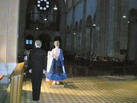 Tanzmeditation Altarraum Kaiserjubil�umskirche Mexikoplatz 2009